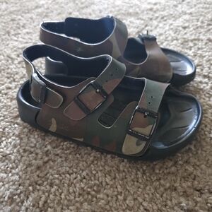 Boys Birkenstock Sandals size 4